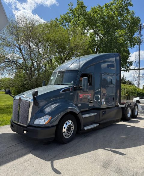 dynamic freight truck